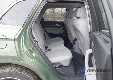 2021 Audi Q5 Premium Plus 55 Tfsi E Quattro S Tronic from USA, damaged, VIN WA1E2AFY4M2133366